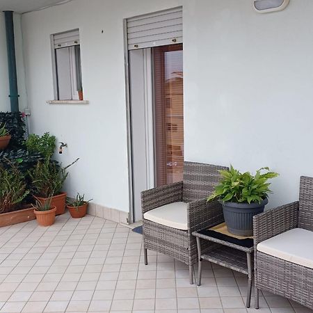 Armareaoverseassuites Fiumicino Bagian luar foto