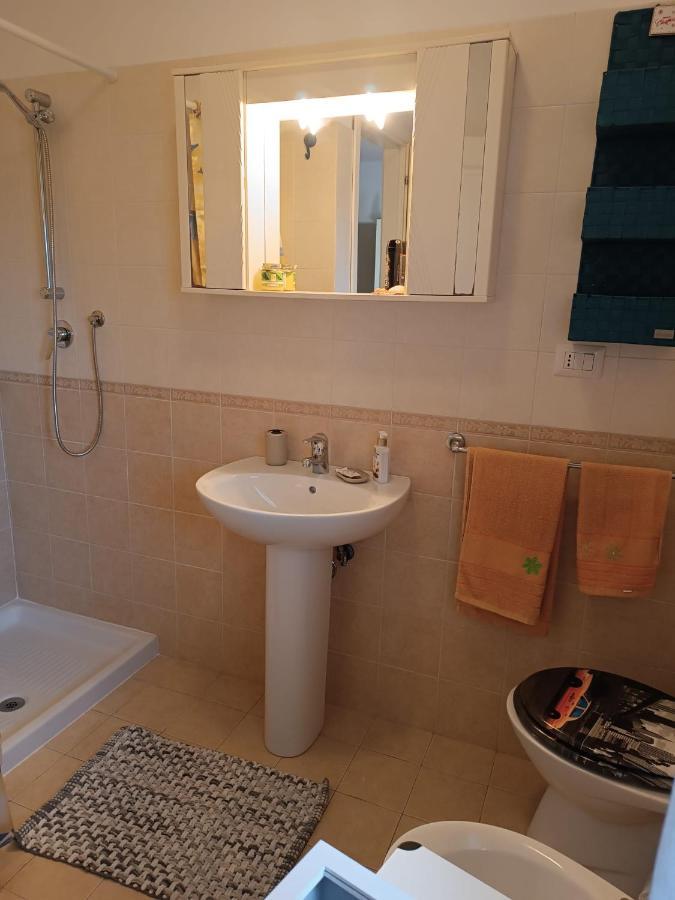 Armareaoverseassuites Fiumicino Bagian luar foto