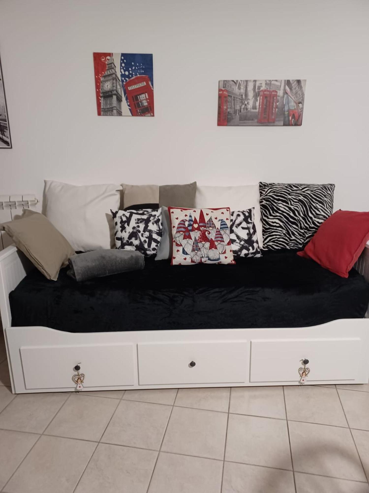 Armareaoverseassuites Fiumicino Bagian luar foto